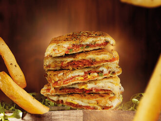 Karışık Bazlama Tost görseli