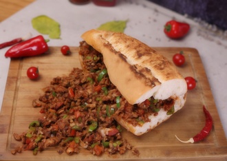 3/4 Ekmek Arası Baba Kokoreç görseli