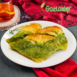 Fıstıklı Şöbiyet (1 Kg.) görseli