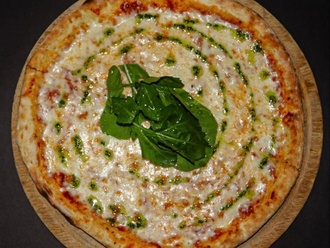 Pizza Margherita (Orta) görseli