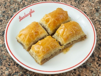 Cevizli Baklava (250 G) görseli