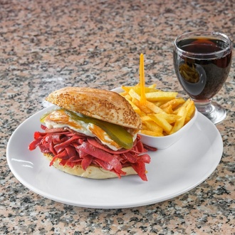 Double Kaşarlı Kumru Sandviç Menü görseli