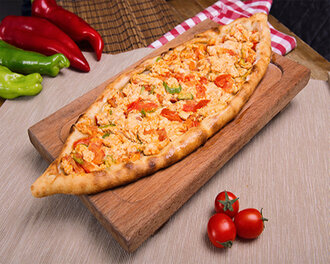 Tavuklu Pide görseli