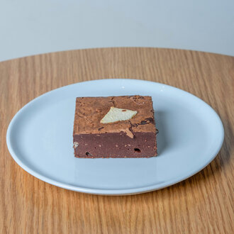 Beyaz Çikolatalı Brownie görseli