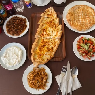 Kaşarlı Pide görseli
