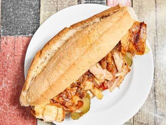 Tam Ekmek Arası Tavuk Döner görseli