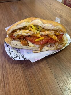 My Chicken Ekmek Arası Tavuk Döner görseli