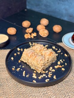 Tahinli Baklava (1 Kg.) görseli