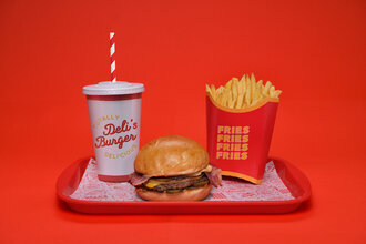 Bacon Cheeseburger Menü görseli