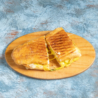 Beyaz Peynirli İbo Tost görseli