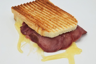 Dilli Kaşarlı Tost görseli