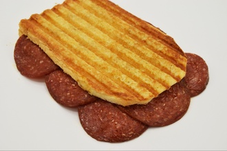 Sucuklu Tost görseli