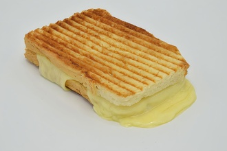 Çift Kaşarlı Tost görseli