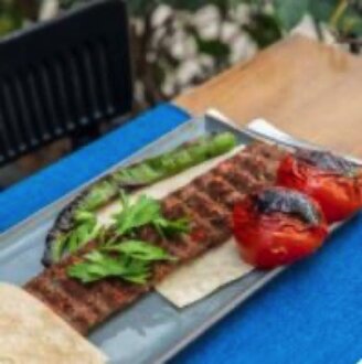 Vegan Acılı Kebap görseli