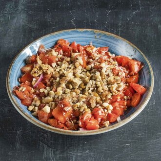 Cevizli Gavurdağı Salatası görseli