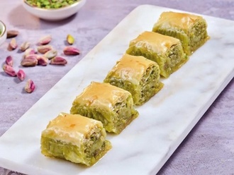 Antep Özel Fıstıklı Baklava (1 Kg) görseli