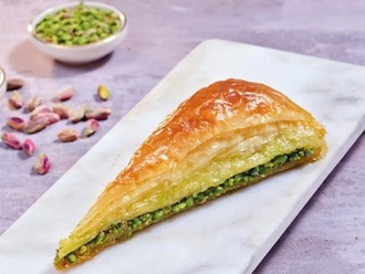 Havuç Dilimi Baklava (1 Kg) görseli