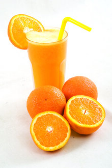 Sıkma Portakal Suyu (330 Ml) görseli