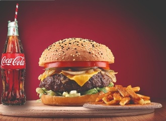 Cheeseburger Menü görseli