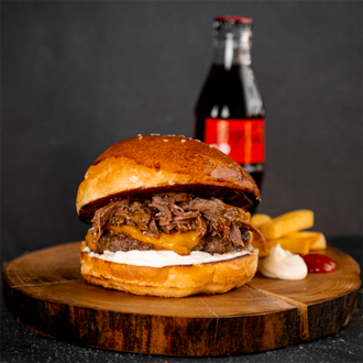 2İn1 Pulled Beef Burger görseli