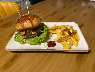 Cheeseburger görseli