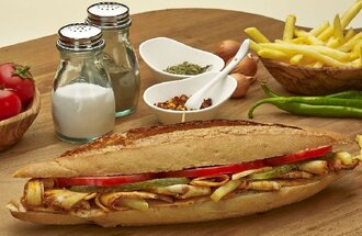 Tam Ekmek Arası Tavuk Döner görseli