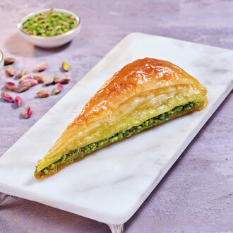 Havuç Dilimi Baklava (1 Kg) görseli