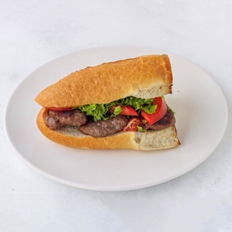 Yarım Ekmek Arası Köfte görseli