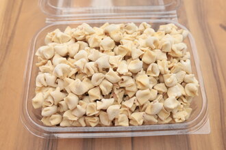 Çiğ Bohça Mantı (1 Kg.) görseli