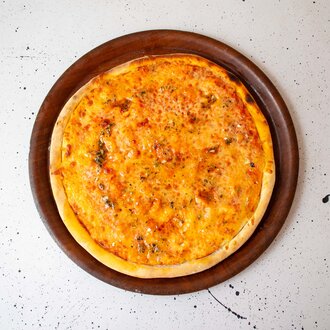 İtalyan Soslu Pizza (Orta Boy) görseli