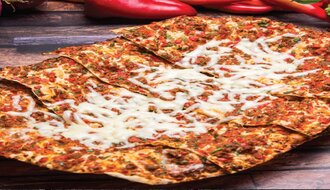 Kaşarlı Lahmacun görseli