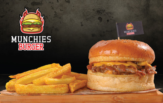 Philly Cheese Munchies Burger görseli