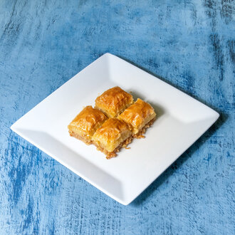 Cevizli Baklava (1 Kg) görseli