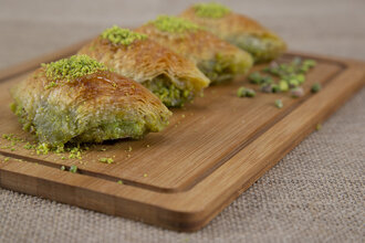 Fıstıklı Şöbiyet (500 Gr.) görseli