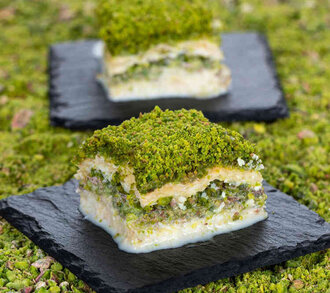 Fıstık Kaplamalı Soğuk Baklava (Adet) görseli