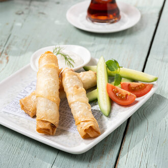 Alaçatı Otlu Paçanga Böreği görseli