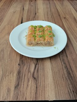 Cevizli Özel Baklava 1 Kg görseli