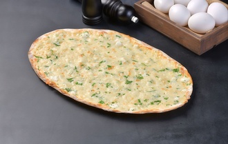 Peynirli Lahmacun görseli