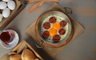 Sucuklu Yumurta görseli