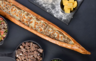 Kıymalı Kaşarlı Pide görseli