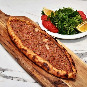 Kuşbaşılı Pide görseli