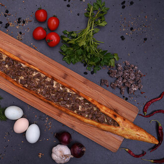 Kavurmalı Pide (Açık) görseli