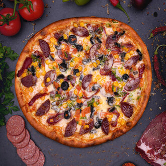 Sucuklu Pizza görseli