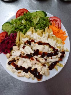 Meksika Soslu Tavuklu Makarna görseli