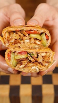 İskenderun Usulü Tavuk Döner Dürüm görseli