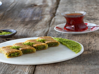 Fıstıklı Burma Kadayıf (500 Gr) görseli