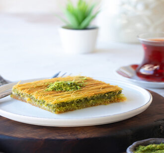 Fıstıklı Kaymaklı Kadayıf (500 Gr) görseli