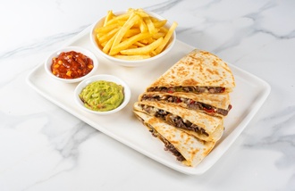 Etli Quesadilla (150 G) görseli