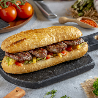 Tam Ekmek Arası Izgara Köfte görseli