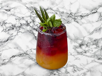 Tropical Bliss Iced Tea görseli